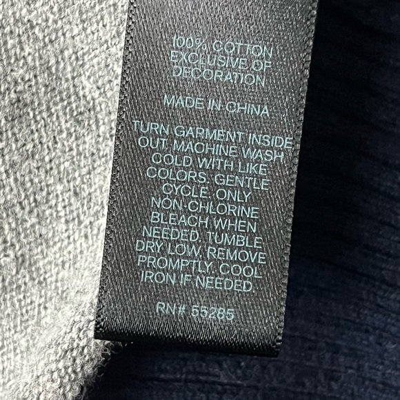 Express Mens Sweater Size M VTG Y2K V-Neck Rugby Embroidered Knit Pull Over - Picture 7 of 10